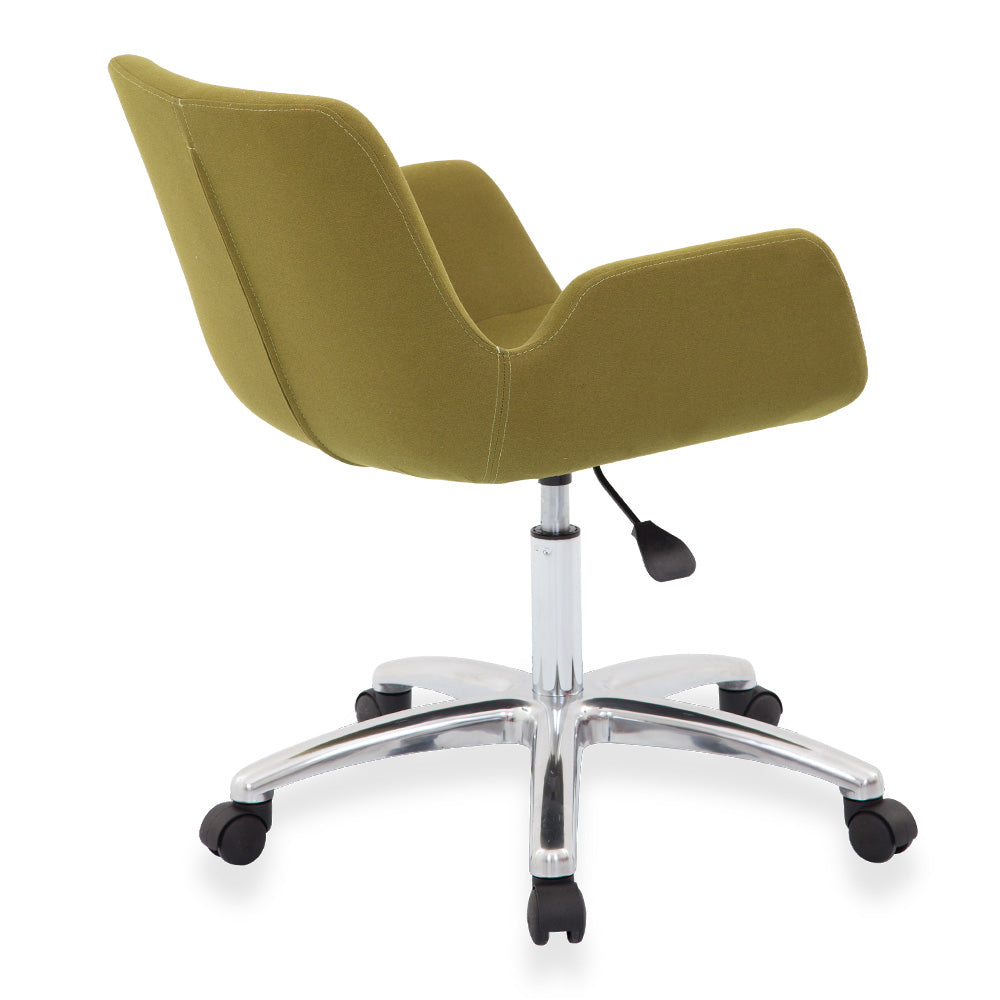 Pass Chair